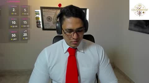 coltonmassif_ online show from December 2, 2025, 8:26 pm