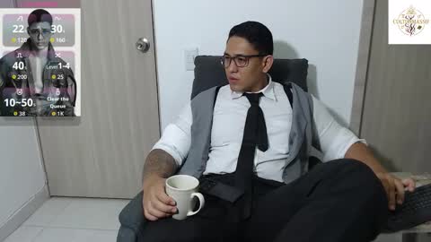 Snapshot of coltonmassif_ chatting on February 26, 2026, 7:18 am coltonmassif_ online show from February 26, 2026, 7:18 am