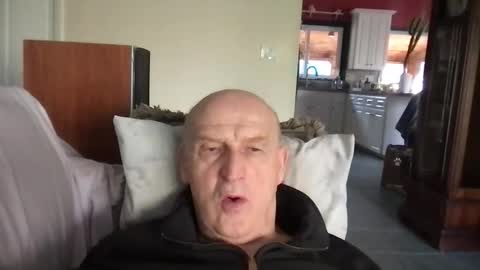 Snapshot of colvik2 chatting on November 27, 2025, 2:52 pm colvik2 online show from November 27, 2025, 2:52 pm