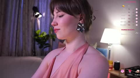 Snapshot of come_in_bed chatting on February 1, 2026, 1:42 pm Audrey online show from February 1, 2026, 1:42 pm