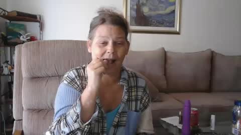 Snapshot of comebackpussy chatting on December 9, 2024, 5:19 pm comeback pussy online show from December 9, 2024, 5:19 pm