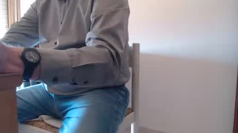 Snapshot of comemivuoi2 chatting on February 24, 2026, 7:50 am comemivuoi2 online show from February 24, 2026, 7:50 am