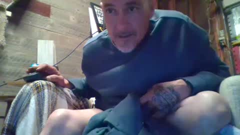 Snapshot of comeongirlts chatting on March 3, 2025, 2:04 pm comeongirlts online show from March 3, 2025, 2:04 pm