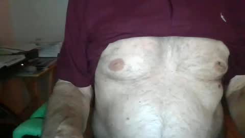 comeonmymouth online show from November 15, 2025, 2:42 am