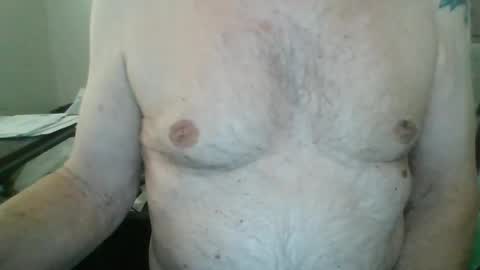 Snapshot of comeonmymouth chatting on June 14, 2026, 4:31 pm comeonmymouth online show from June 14, 2026, 4:31 pm