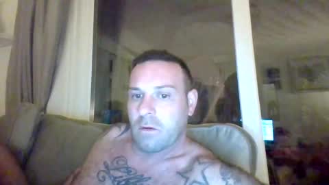 Snapshot of comesee10 chatting on February 9, 2025, 11:15 pm comesee10 online show from February 9, 2025, 11:15 pm