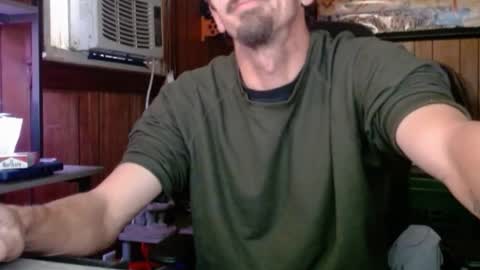 Nelson or ComicKing and sometime Peachy143 online show from December 2, 2025, 2:01 pm