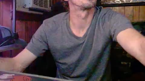 Snapshot of comic_king27 chatting on February 5, 2026, 2:49 am Nelson or ComicKing and sometime Peachy143 online show from February 5, 2026, 2:49 am