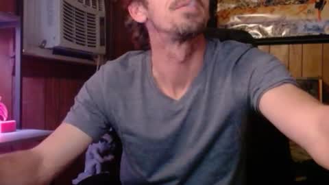 Snapshot of comic_king27 chatting on February 12, 2026, 12:27 am Nelson or ComicKing and sometime Peachy143 online show from February 12, 2026, 12:27 am