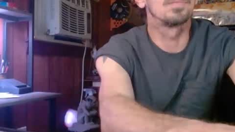 Snapshot of comic_king27 chatting on February 16, 2026, 2:40 am Nelson or ComicKing and sometime Peachy143 online show from February 16, 2026, 2:40 am