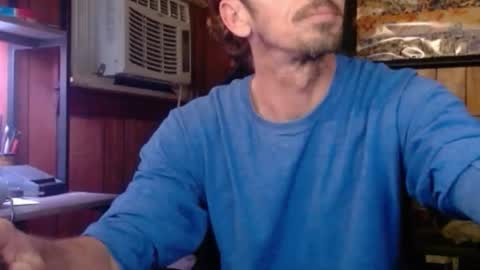 Snapshot of comic_king27 chatting on February 17, 2026, 4:09 am Nelson or ComicKing and sometime Peachy143 online show from February 17, 2026, 4:09 am