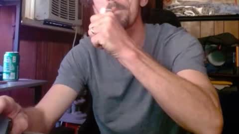 Snapshot of comic_king27 chatting on February 27, 2026, 10:32 pm Nelson or ComicKing and sometime Peachy143 online show from February 27, 2026, 10:32 pm