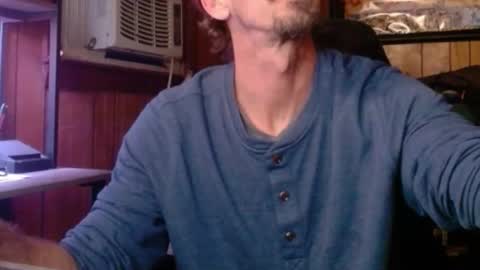 Snapshot of comic_king27 chatting on March 2, 2026, 2:47 am Nelson or ComicKing and sometime Peachy143 online show from March 2, 2026, 2:47 am