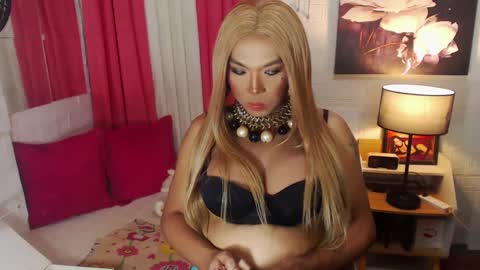 QUEEN SABRINA online show from December 22, 2024, 6:49 am