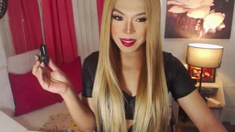 QUEEN SABRINA online show from January 4, 2025, 1:10 am