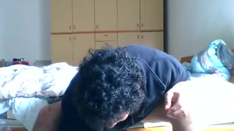 Snapshot of comobailamioso chatting on March 2, 2025, 11:50 am comobailamioso online show from March 2, 2025, 11:50 am