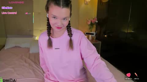 completee_fool online show from December 17, 2025, 1:11 am