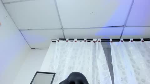 Snapshot of coney_boy chatting on March 11, 2025, 2:51 pm Coney online show from March 11, 2025, 2:51 pm