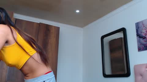 Snapshot of conni_f00x chatting on February 12, 2025, 12:33 pm conni_f00x online show from February 12, 2025, 12:33 pm