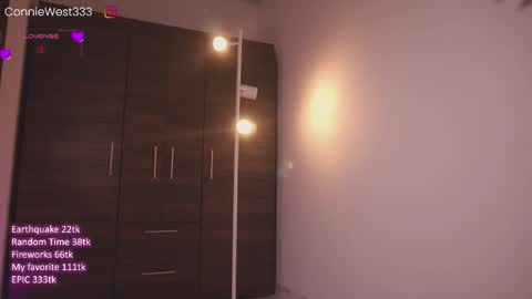 Snapshot of connie_west0 chatting on March 7, 2026, 1:13 am independent model online show from March 7, 2026, 1:13 am