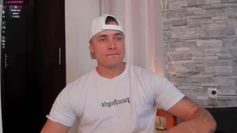 Connor Smith online show from December 4, 2025, 12:14 pm