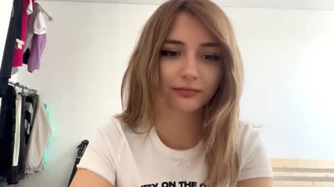 Snapshot of constancefanny chatting on March 2, 2026, 12:34 pm Amelia online show from March 2, 2026, 12:34 pm