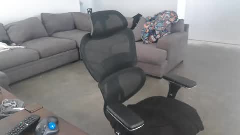 controllercutie online show from February 21, 2026, 3:46 pm