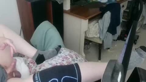 Chuck online show from October 31, 2025, 12:17 pm