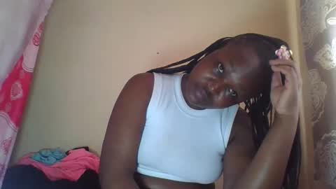 coolgirl001 online show from September 15, 2025, 9:31 am