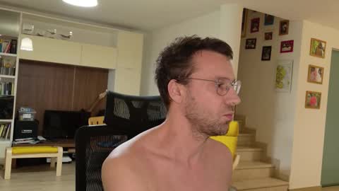 coolnerdguy79 online show from February 3, 2026, 10:31 am