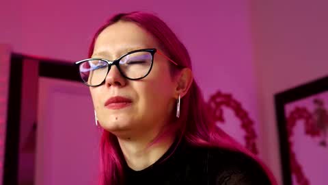 Snapshot of coolteacher chatting on November 16, 2025, 8:31 am Ginger The Cringer online show from November 16, 2025, 8:31 am