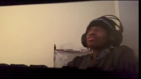 Snapshot of coolvibes69 chatting on December 16, 2025, 4:06 am coolvibes69 online show from December 16, 2025, 4:06 am