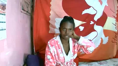 coquine_lara online show from May 6, 2026, 10:53 am