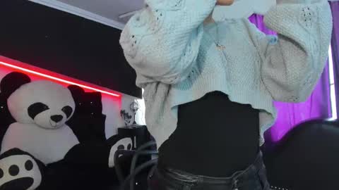 Snapshot of coral_gibson chatting on September 9, 2025, 1:10 pm Coral online show from September 9, 2025, 1:10 pm