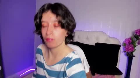 Snapshot of coralandocean chatting on December 3, 2025, 1:20 pm Coral and Ocean online show from December 3, 2025, 1:20 pm