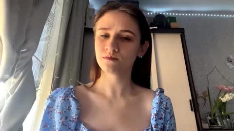 Snapshot of coraleegaler chatting on March 10, 2026, 9:03 am Aliya online show from March 10, 2026, 9:03 am