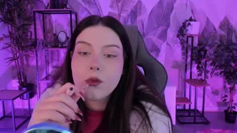 Snapshot of coralinekeyns chatting on October 7, 2025, 5:15 am little girl who is always right or Coraline online show from October 7, 2025, 5:15 am