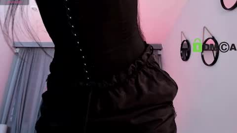 Coral Stefani online show from November 20, 2025, 10:20 pm