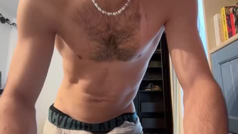 French doggy online show from December 17, 2025, 2:23 pm