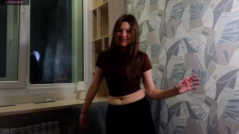 Leya online show from October 17, 2025, 3:47 pm