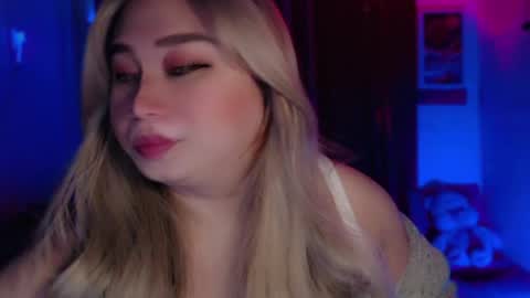 Snapshot of corefinder_xx chatting on April 5, 2026, 2:09 am corefinder_xx online show from April 5, 2026, 2:09 am