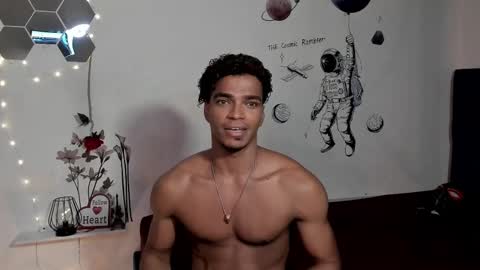 Snapshot of coreyglover chatting on November 9, 2025, 9:29 am CoreyGlover online show from November 9, 2025, 9:29 am