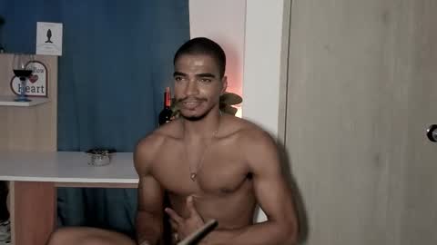 Snapshot of coreyglover chatting on March 5, 2026, 9:27 am CoreyGlover online show from March 5, 2026, 9:27 am