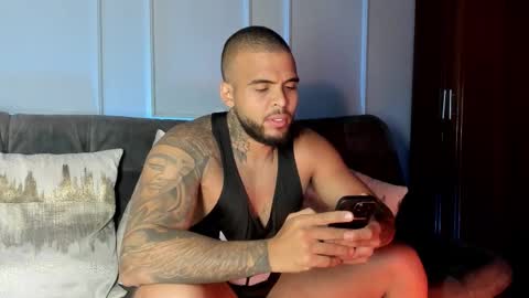 Snapshot of coreymartinez_ chatting on December 21, 2025, 3:02 am DaveMonsalve online show from December 21, 2025, 3:02 am