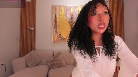 Snapshot of corinnah chatting on January 10, 2025, 12:26 pm Cori online show from January 10, 2025, 12:26 pm