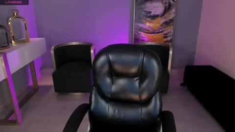 Snapshot of corinnerusso chatting on September 23, 2025, 4:04 am Corinne Russo online show from September 23, 2025, 4:04 am