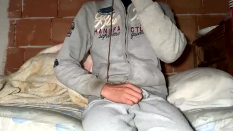 Snapshot of corradog83 chatting on December 8, 2024, 4:25 am Corrado online show from December 8, 2024, 4:25 am