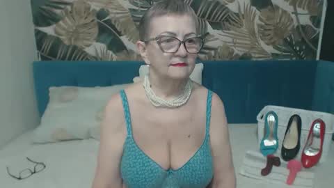 Snapshot of corssika chatting on March 28, 2026, 5:01 pm corssika online show from March 28, 2026, 5:01 pm