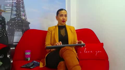 cortney tayler online show from September 19, 2025, 1:12 pm