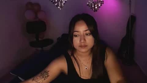 Snapshot of corvus_b chatting on September 17, 2025, 10:55 pm Corvus B online show from September 17, 2025, 10:55 pm